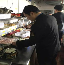 新城区食品药监局全力开展餐饮服务环节鲜肉及肉制品专项稽查行动